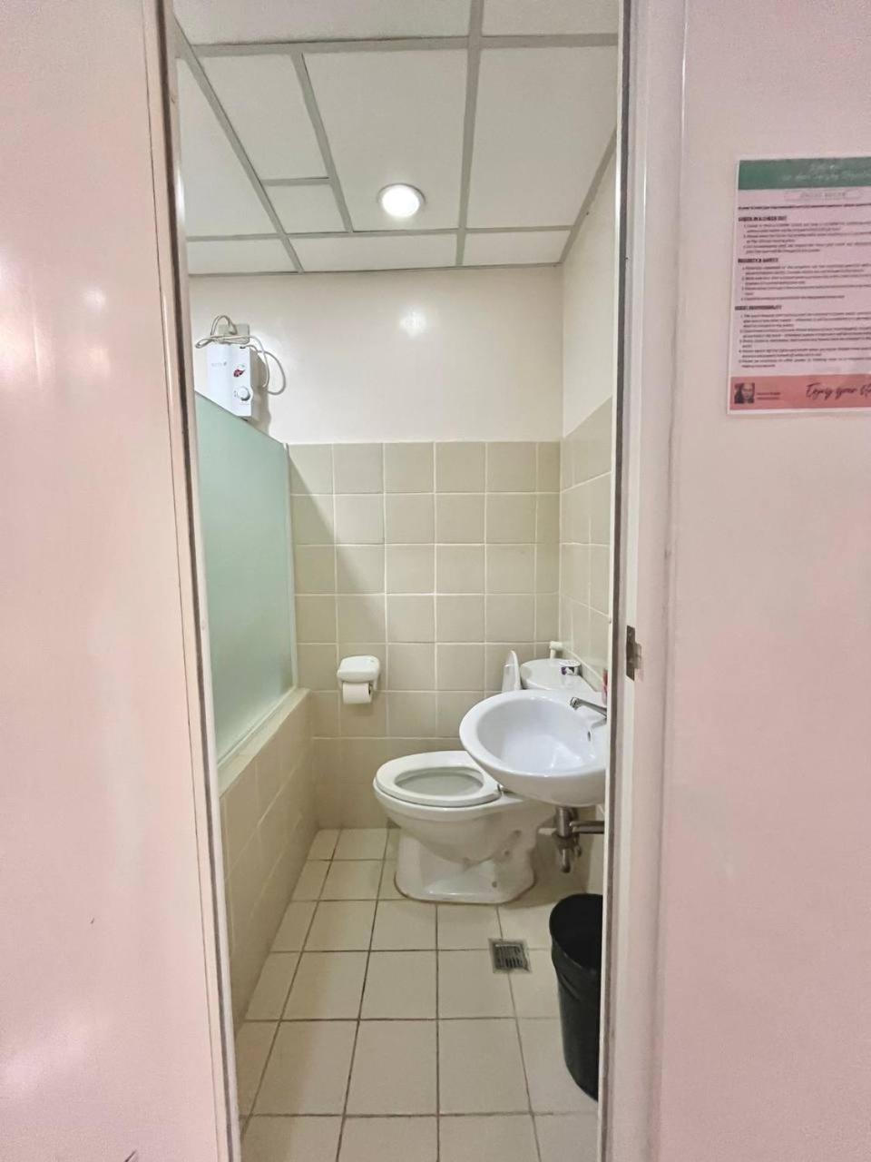 טגאיטאי Casa Uzuri Tagaytay Staycation - Cityland Tagaytay, Prime Residences מראה חיצוני תמונה